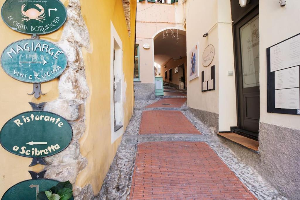 Casa Della Nonna Teresa Apartment Bordighera Exterior photo